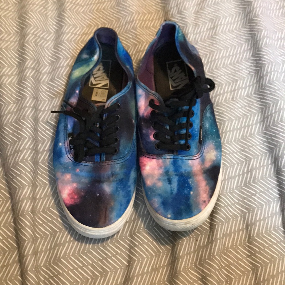 ✨Vans Galaxy shoes size 10 WOMENS 8.5 MENS✨